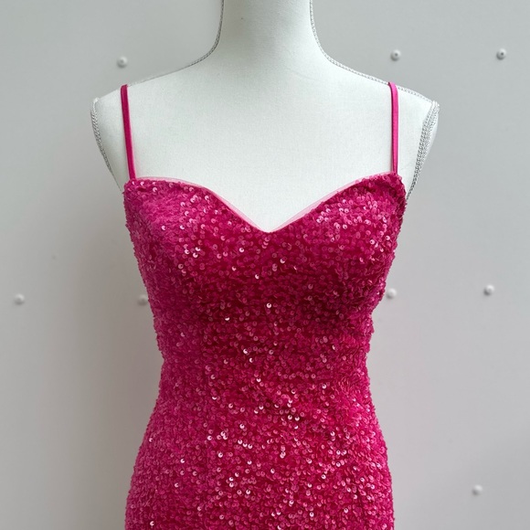 Stunning Pink Sequin Mini Dress - Picture 2 of 7